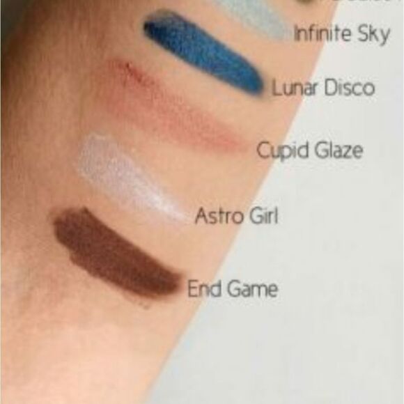 Revlon Almay NEW Velvet Foil Cream Shadows Duo - Picture 3 of 3